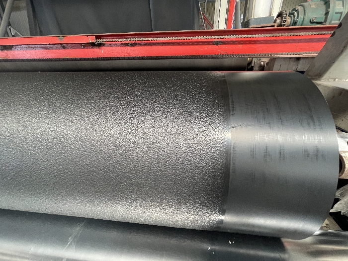 氮氣加糙土工膜（可預留光滑焊接邊更便於施工）